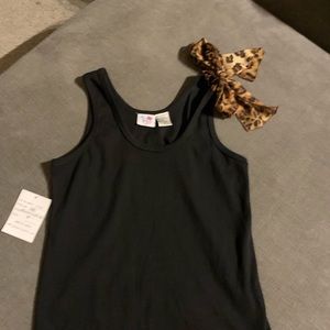 Black ribbed tank with animal print scarf